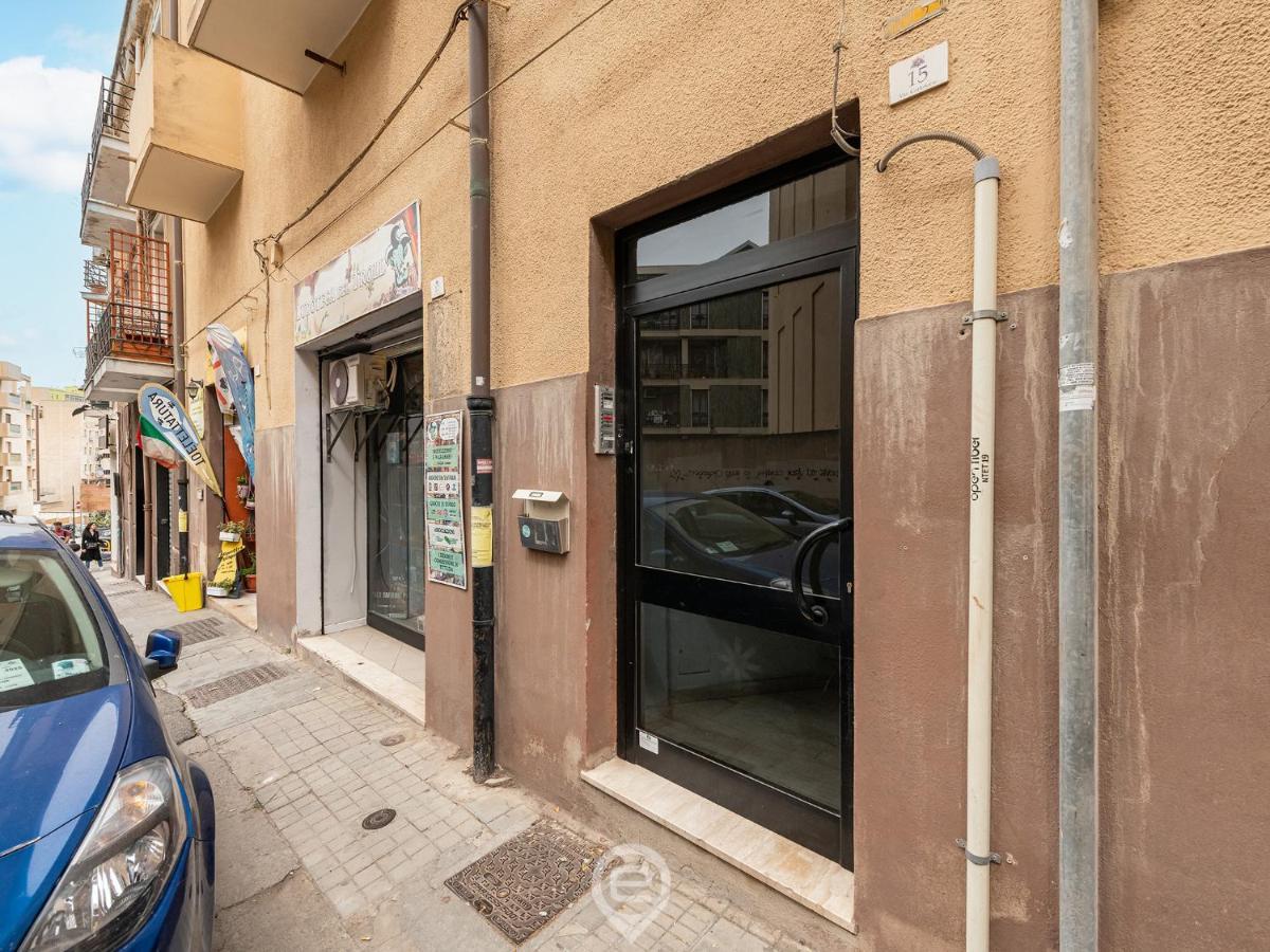 Aurora'S Apartment 卡利亚里 外观 照片